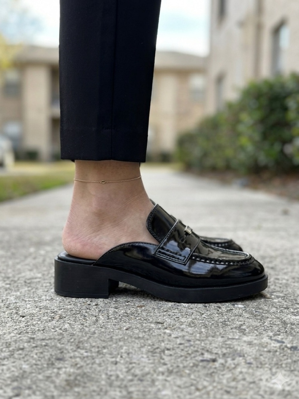 DKNY Black Patent Penny Loafer Mule Platform Slides Dark Academia Size8M Women’s - Picture 2 of 16